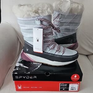 NWT Spyder Women's Gray and Black Waterproof Winter Boots